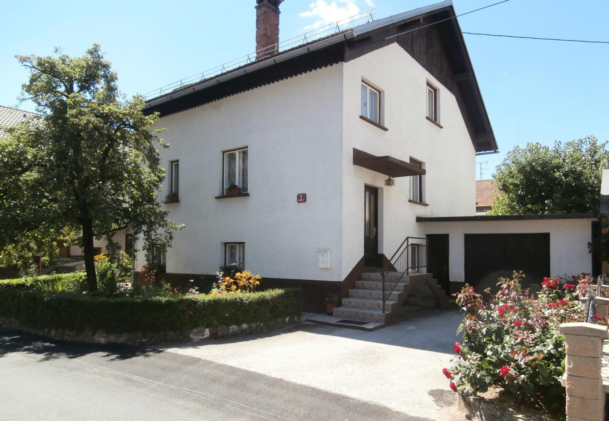 Rooms Apartma Cerknica Exteriör bild